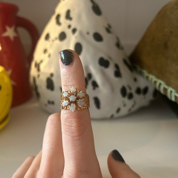 14K Elegant Gold Opal Floral Heart Filigree Vintage Ring - Picture 3 of 7